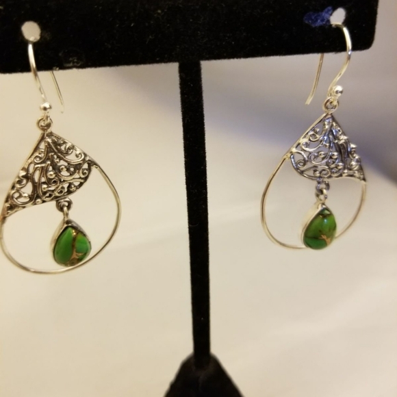 Green Turquoise Earrings - Picture 1 of 3